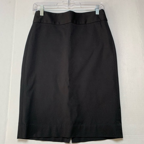 Banana Republic Black Pencil Skirt Size 2 - Picture 1 of 4